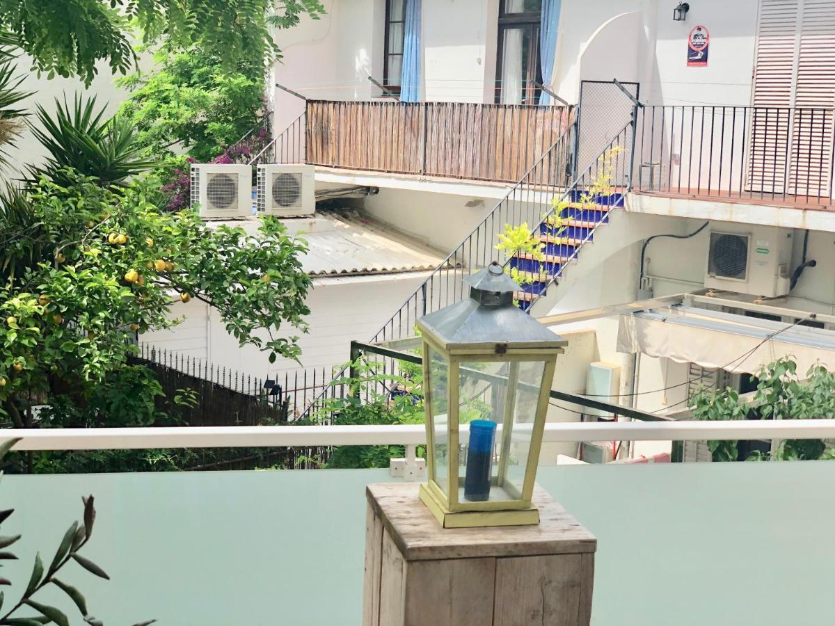 Pure Buddha Apartment Ситжес Екстериор снимка